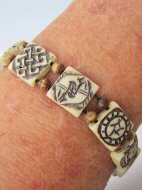 Vintage Etched Asian Designs Square Carved 8 1/2" Long Cord Bracelet